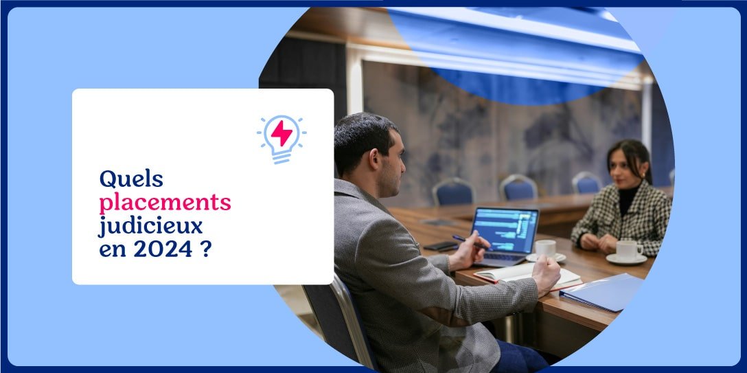 Un homme et une femme en réunion, échangeant sur les meilleurs placements financiers pour l’année 2024